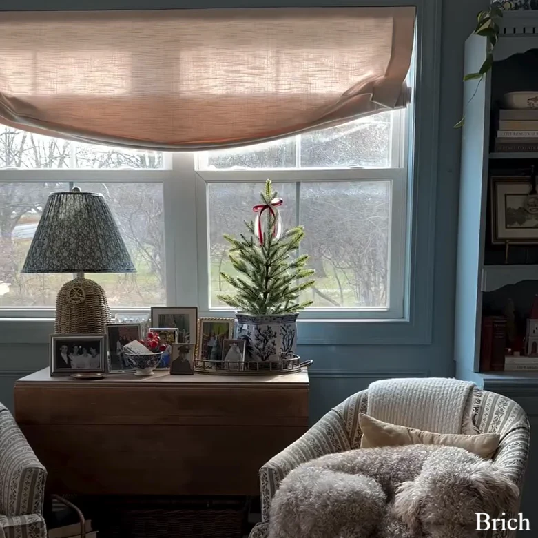 Jenna Linen Roman Shades & Blinds | Relaxed - Image 3